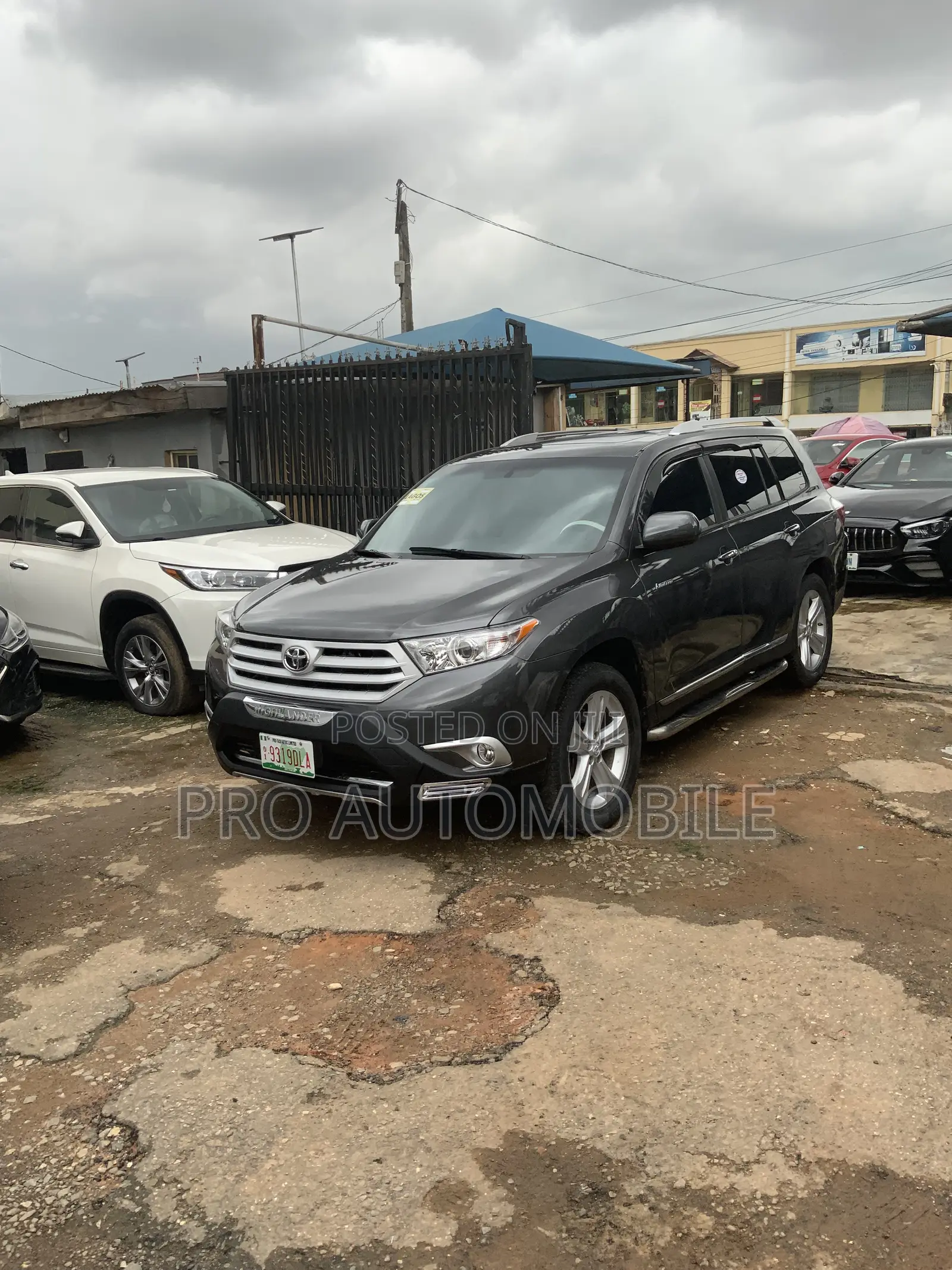 Toyota Highlander Limited 2012 Gray