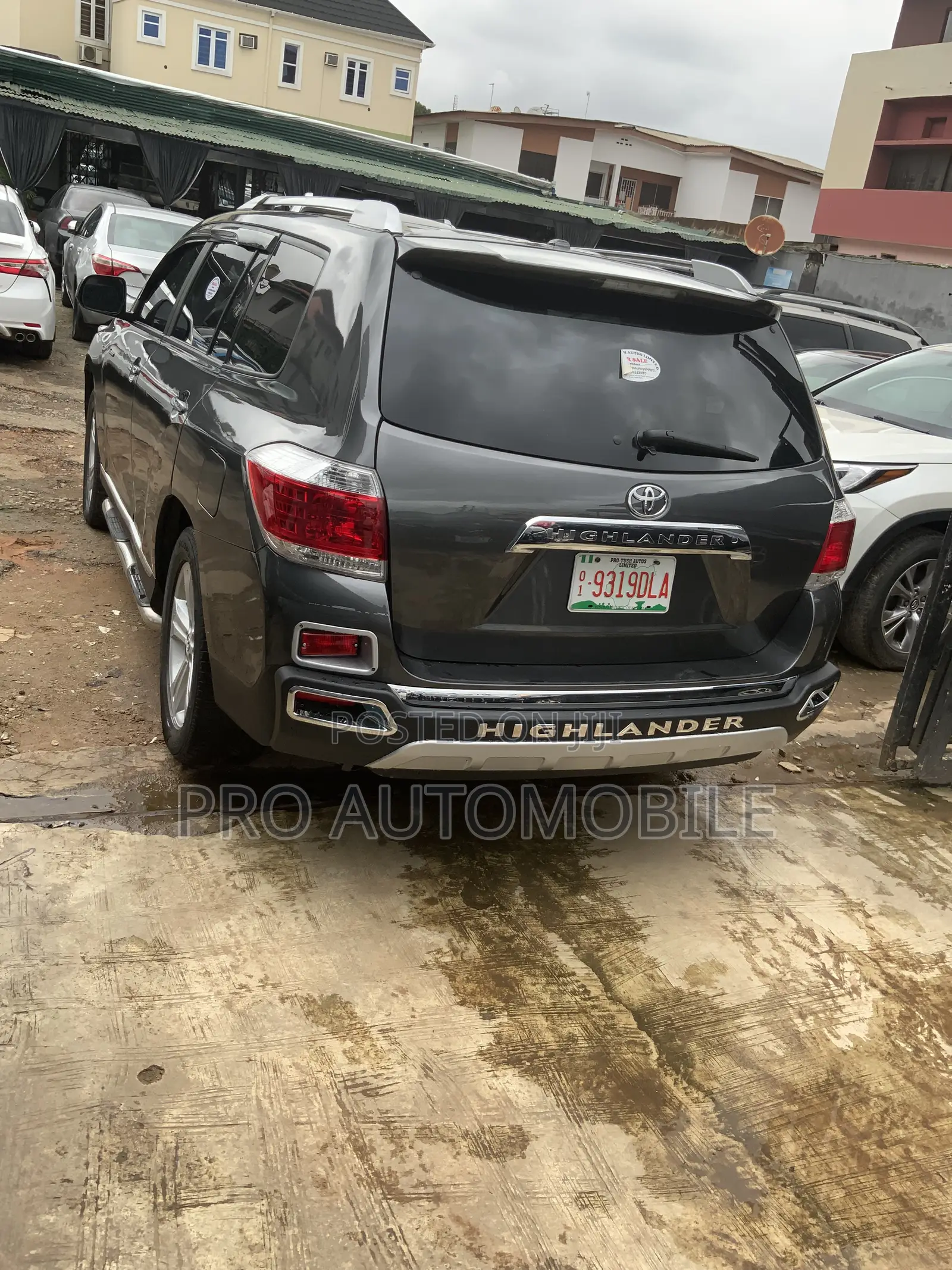 Toyota Highlander Limited 2012 Gray