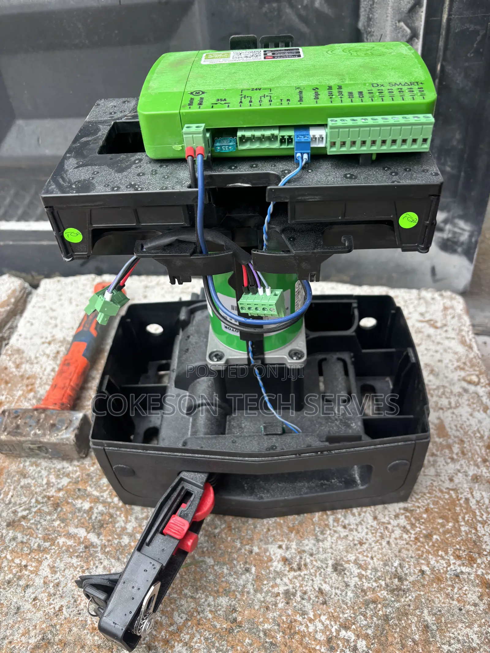 Dustproof Waterproof Remote Control Sliding Gate Engine Installation