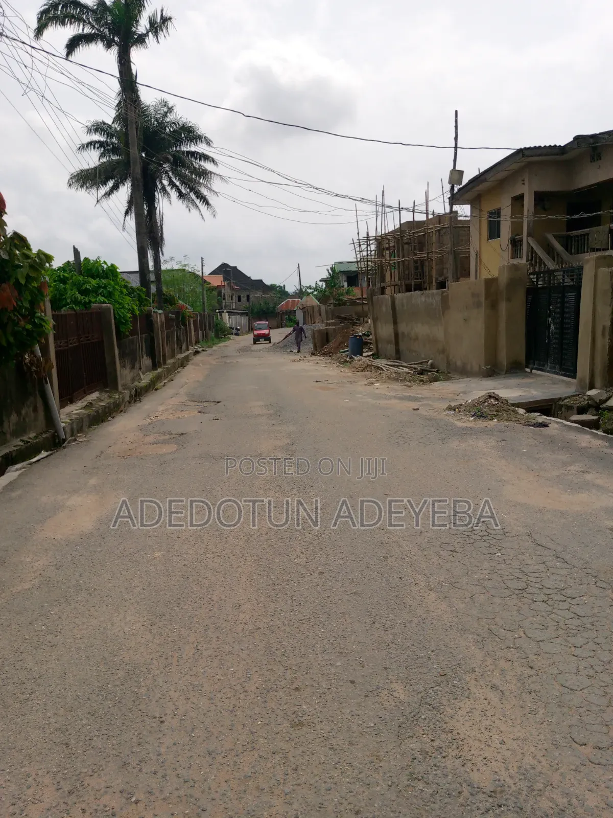 3bdrm Block of Flats in Trinicon Properties, Akobo for sale
