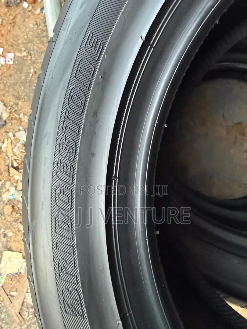 Michelin and Bridegstone Tyres 255 70 R15