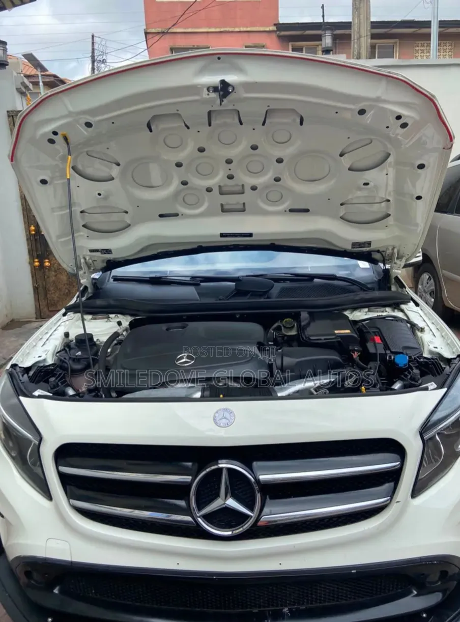 Mercedes-Benz GLA-Class 2016 White