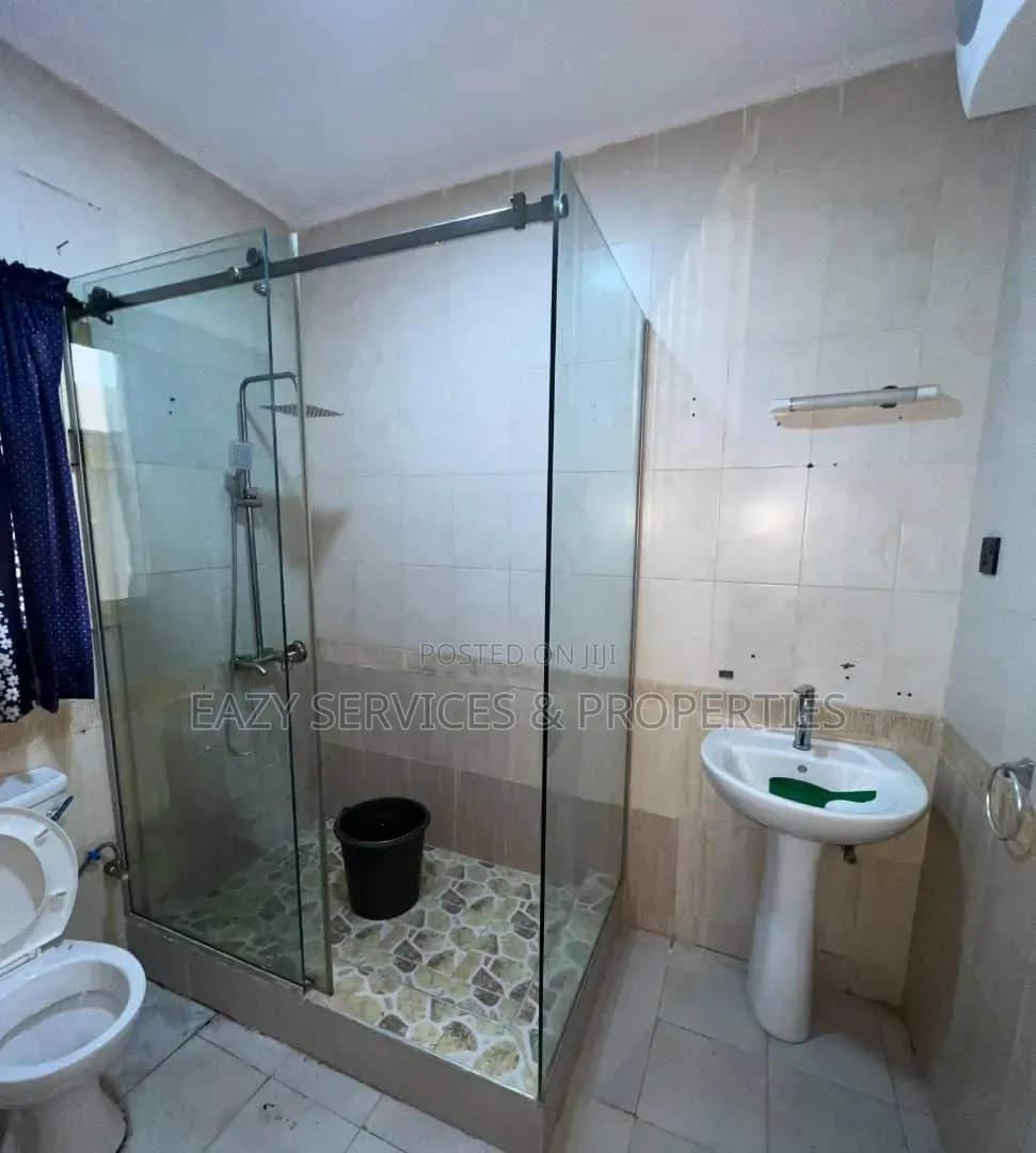Furnished 4bdrm Apartment for rent