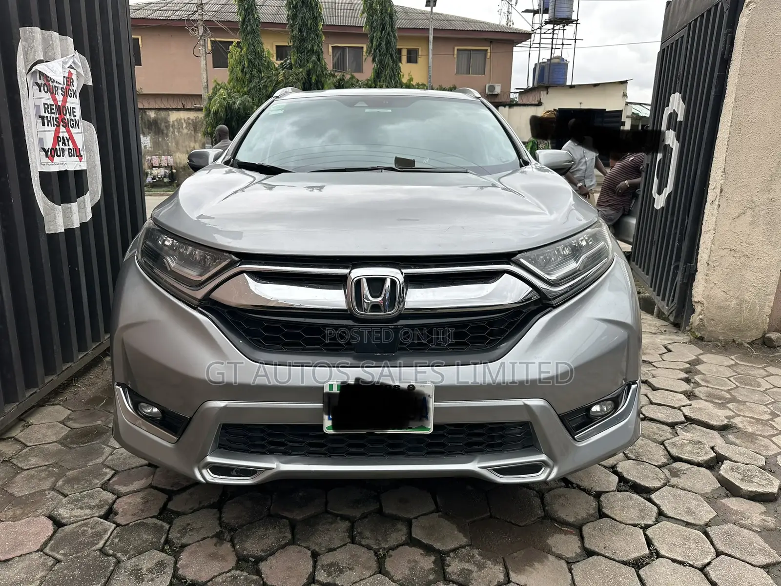 Honda CR-V Touring AWD 2018 Gray