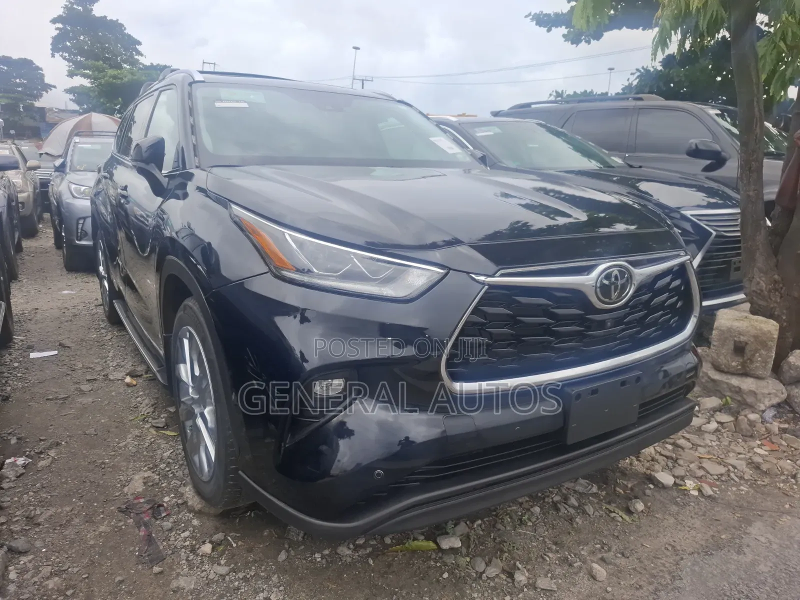 Toyota Highlander Limited 2022 Black