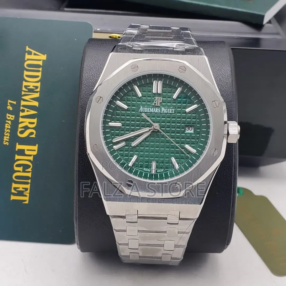 Audemars Piguet Automatic Chain Wristwatch (Mechanical Movement)