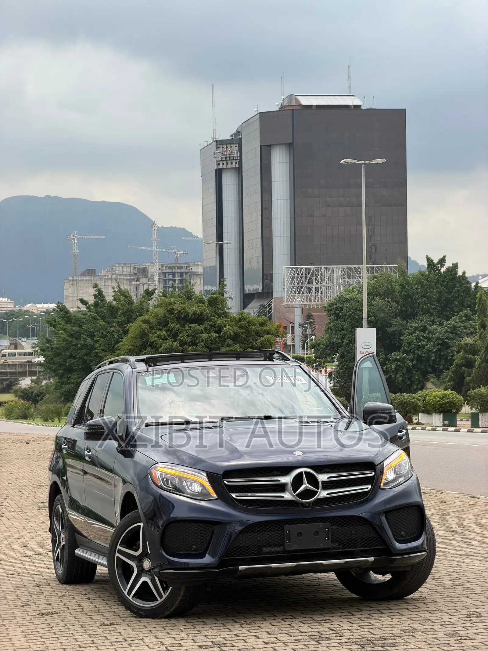 Mercedes-Benz GLE-Class GLE 350 2017 Blue