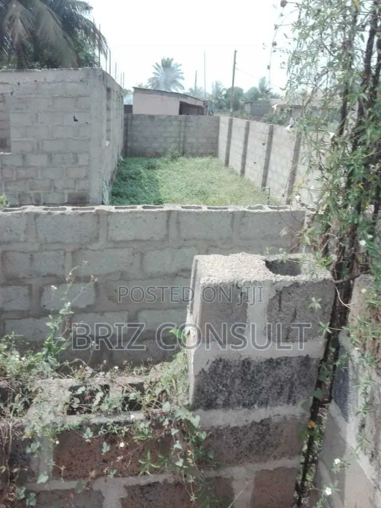 2bdrm Block of Flats in Ilogbo Eremi for sale