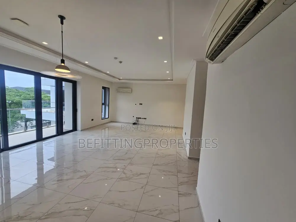 2bdrm Apartment in Banana Island for rent
