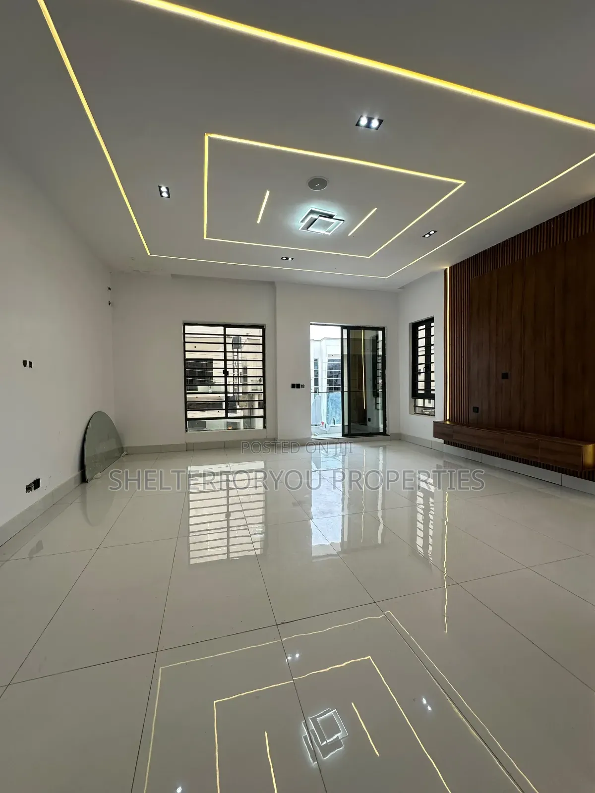 4bdrm Duplex in Off Lekki-Epe Expressway for sale