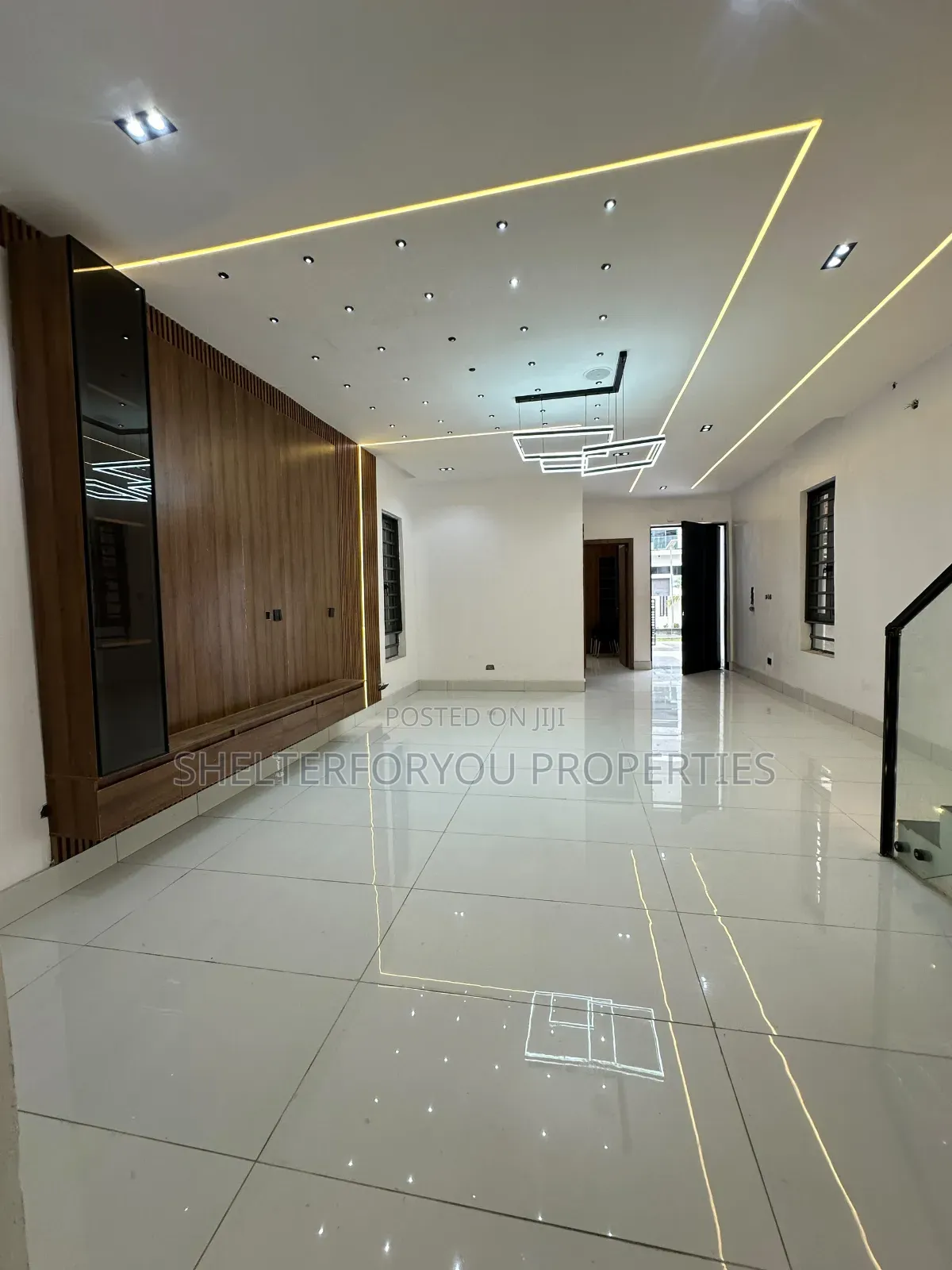 4bdrm Duplex in Off Lekki-Epe Expressway for sale
