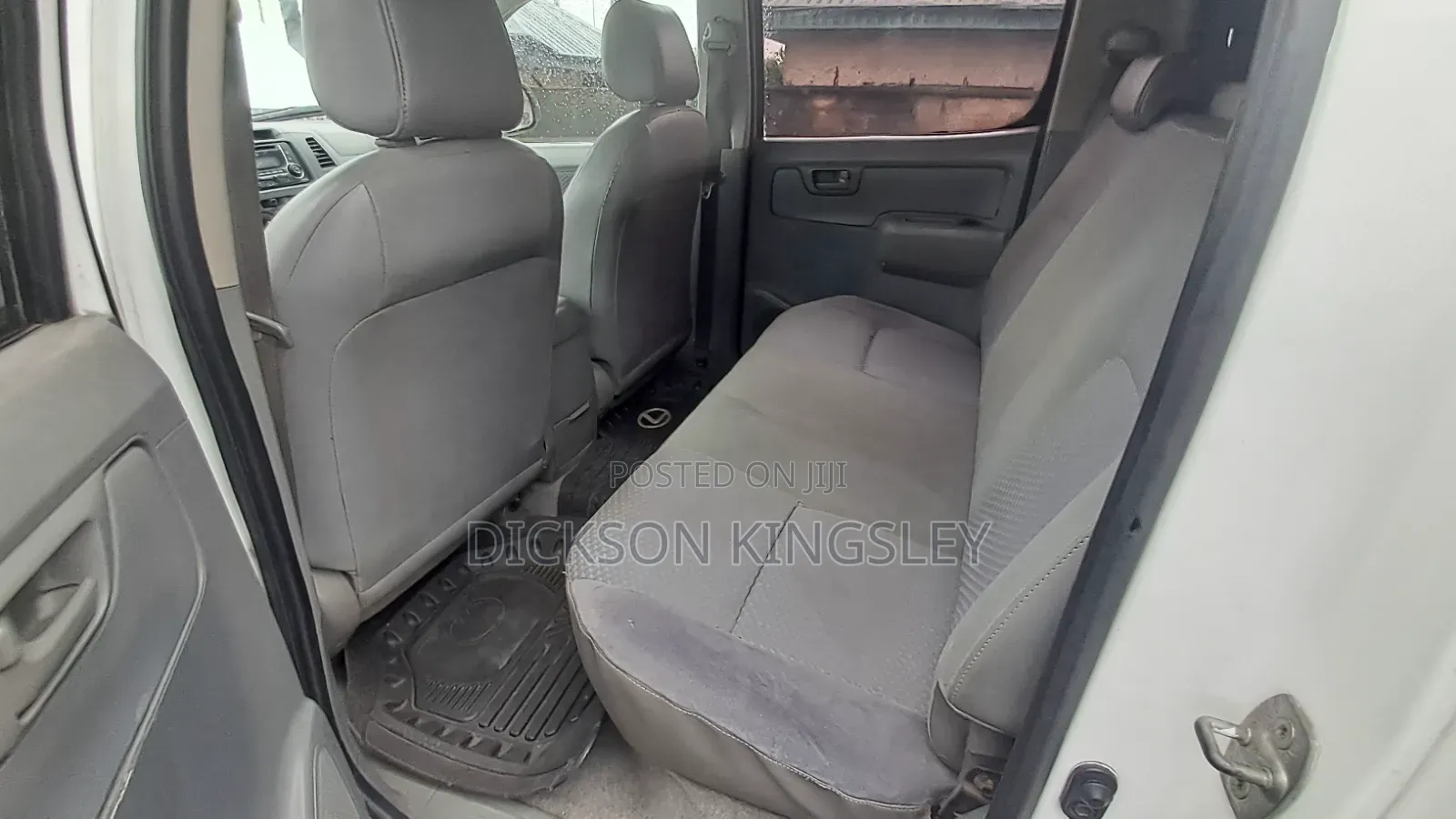 Toyota Hilux 2012 White
