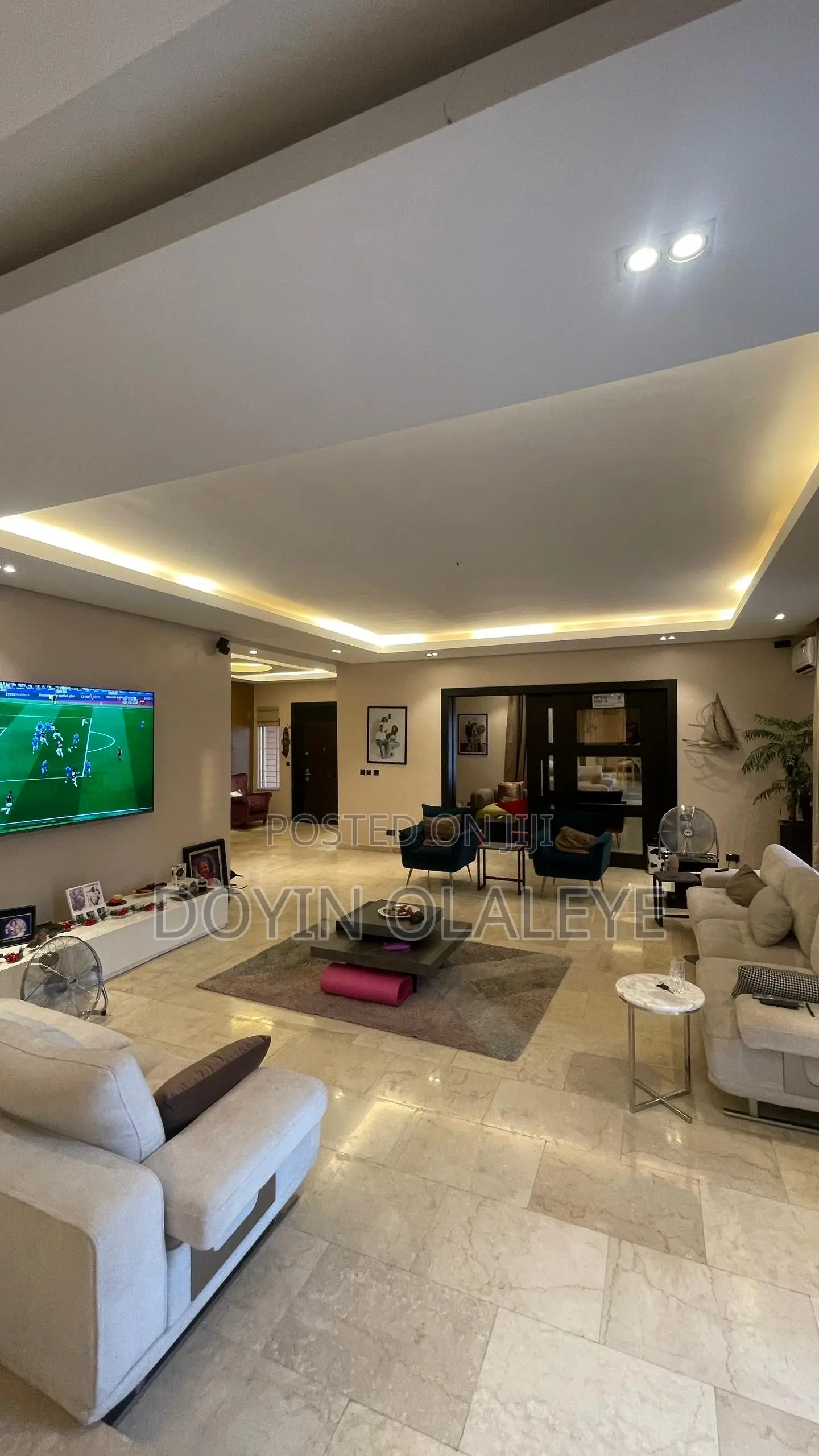 Furnished 5bdrm Duplex in Chevron for sale
