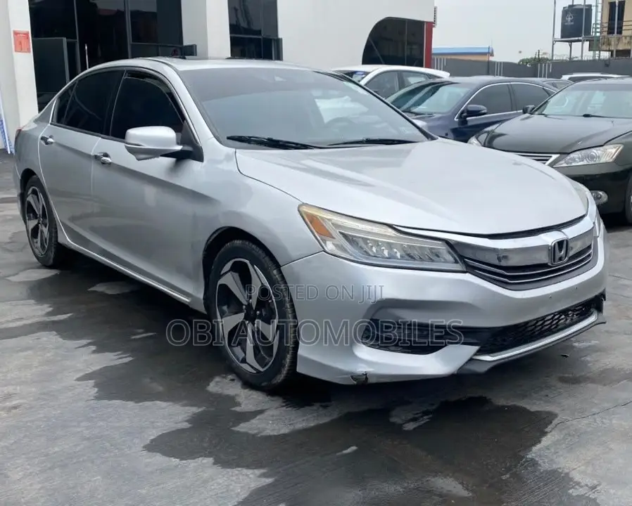 Honda Accord 2013 Silver