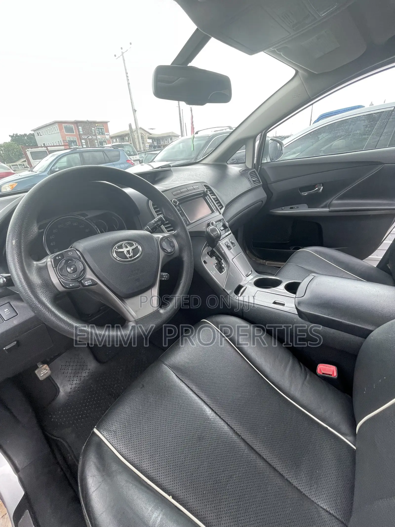 Toyota Venza XLE 4dr Wagon (2.7L 4cyl 6A) 2014 Silver