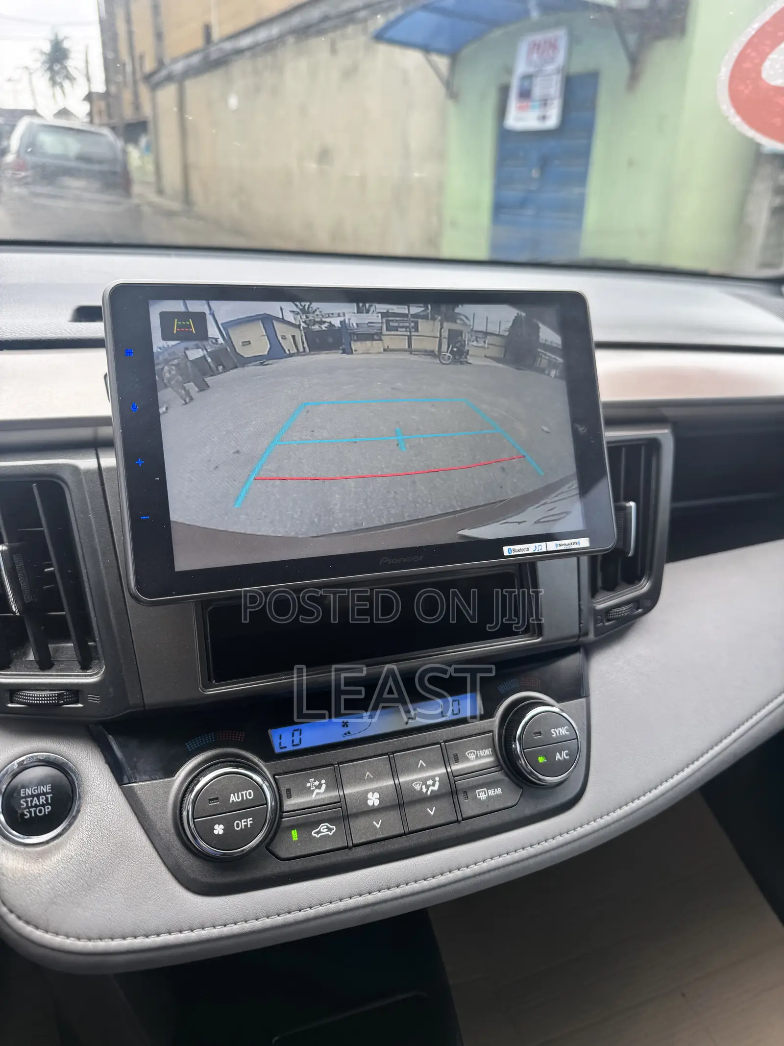 Toyota RAV4 Limited 4dr SUV (2.5L 4cyl 6A) 2015 Red