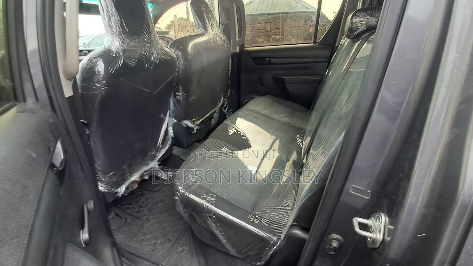 Toyota Hilux 2023 Gray
