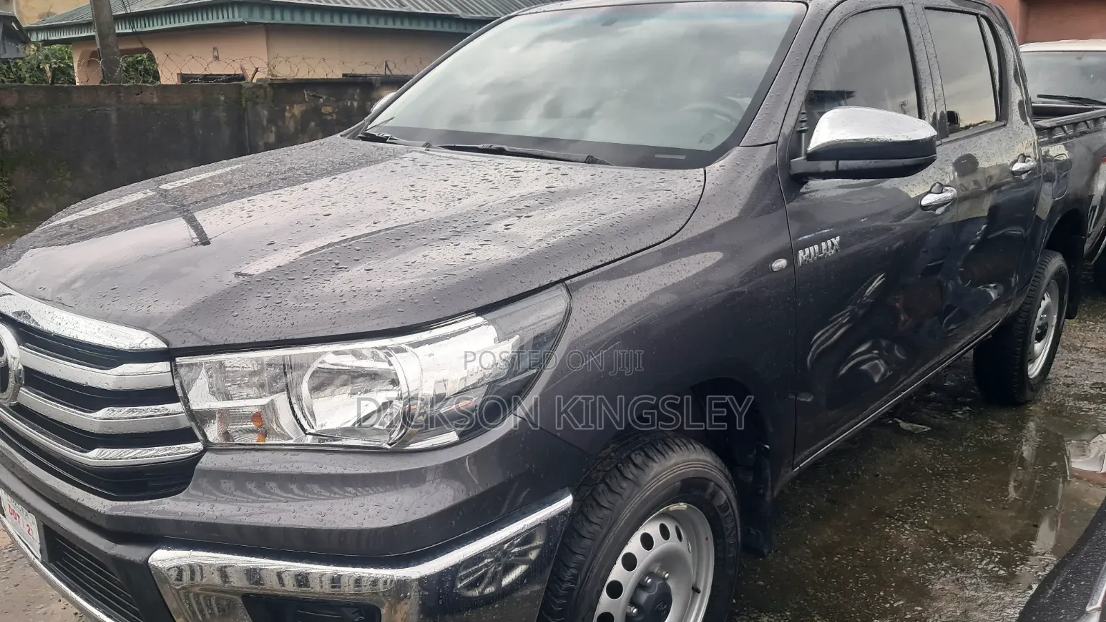 Toyota Hilux 2023 Gray