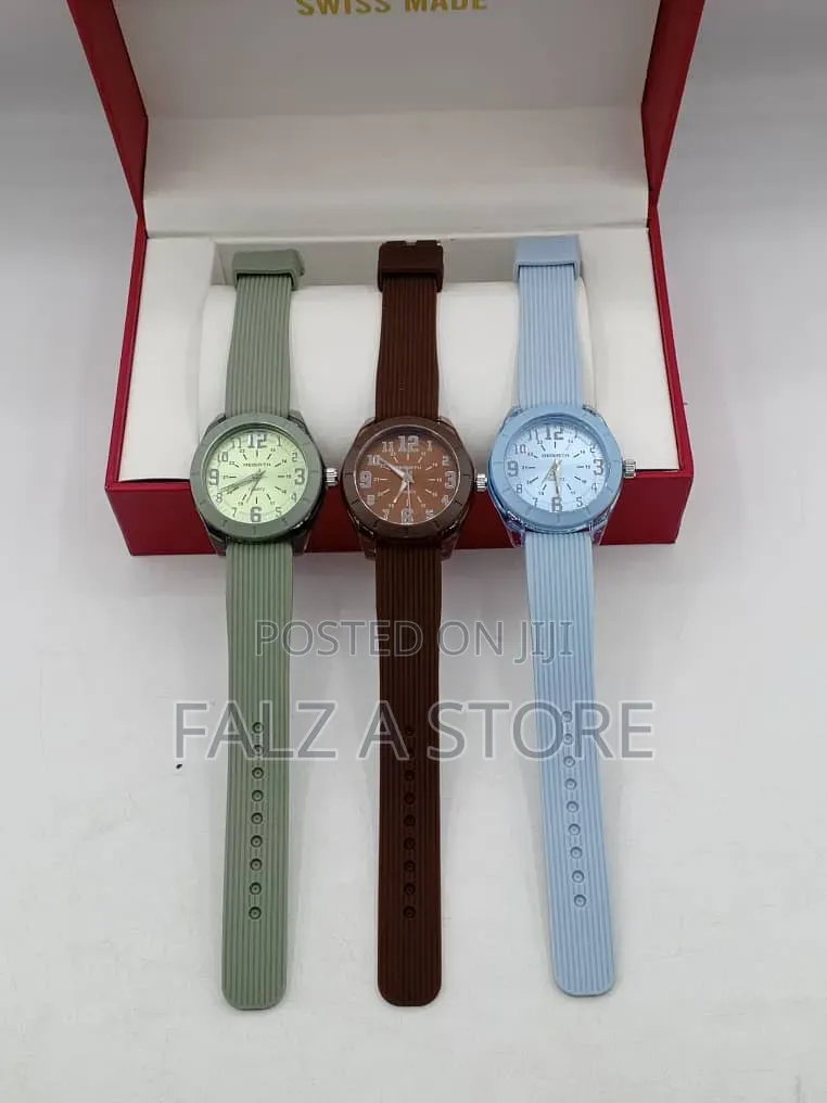 Rebirth Rubber Wristwatch Quartz Movement