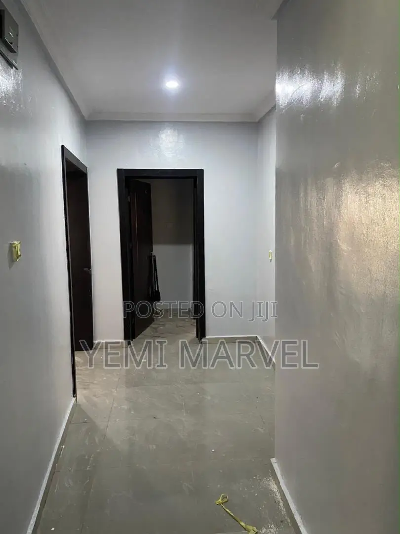1bdrm Block of Flats in Hassan Block’S, for rent