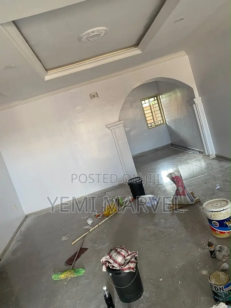1bdrm Block of Flats in Hassan Block’S, for rent