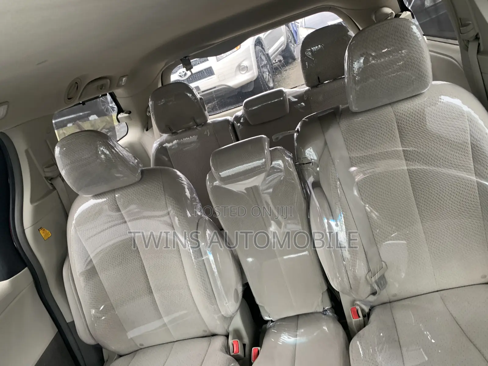 Toyota Sienna LE 7 Passenger 2011 Red