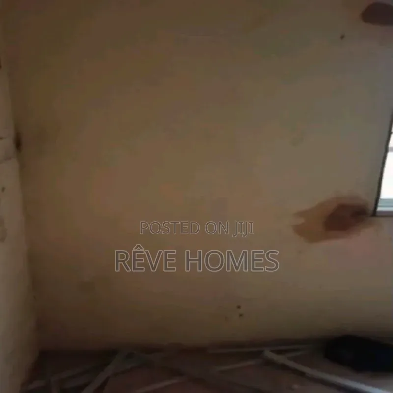 Studio Apartment in Adekunle for rent