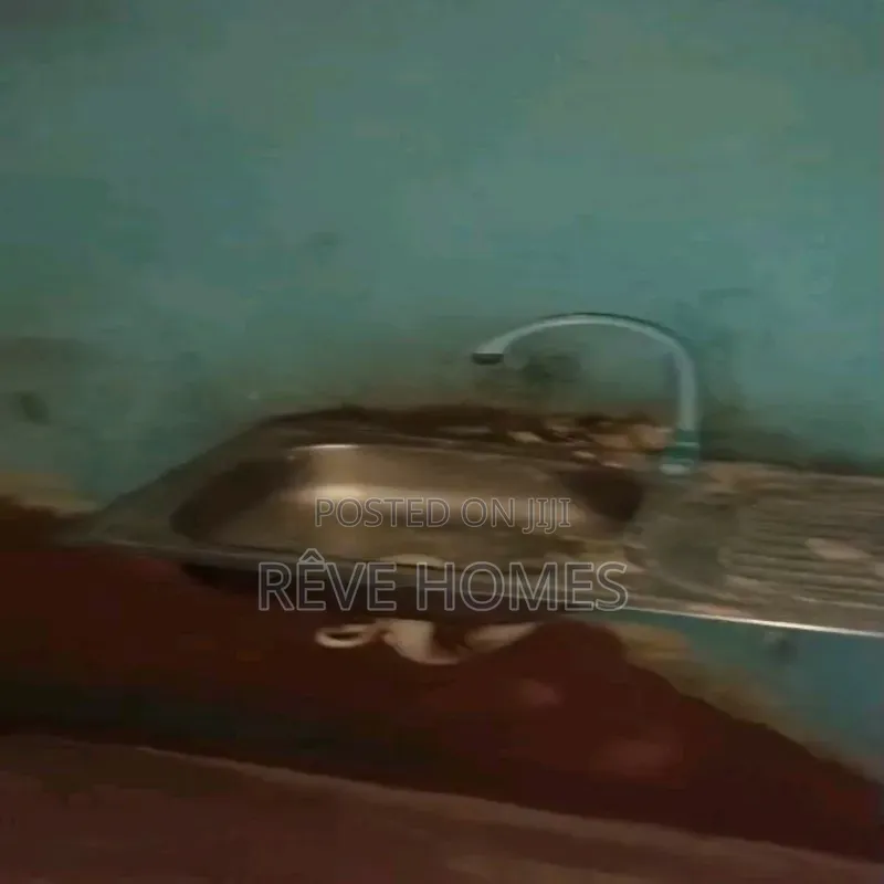 Studio Apartment in Adekunle for rent