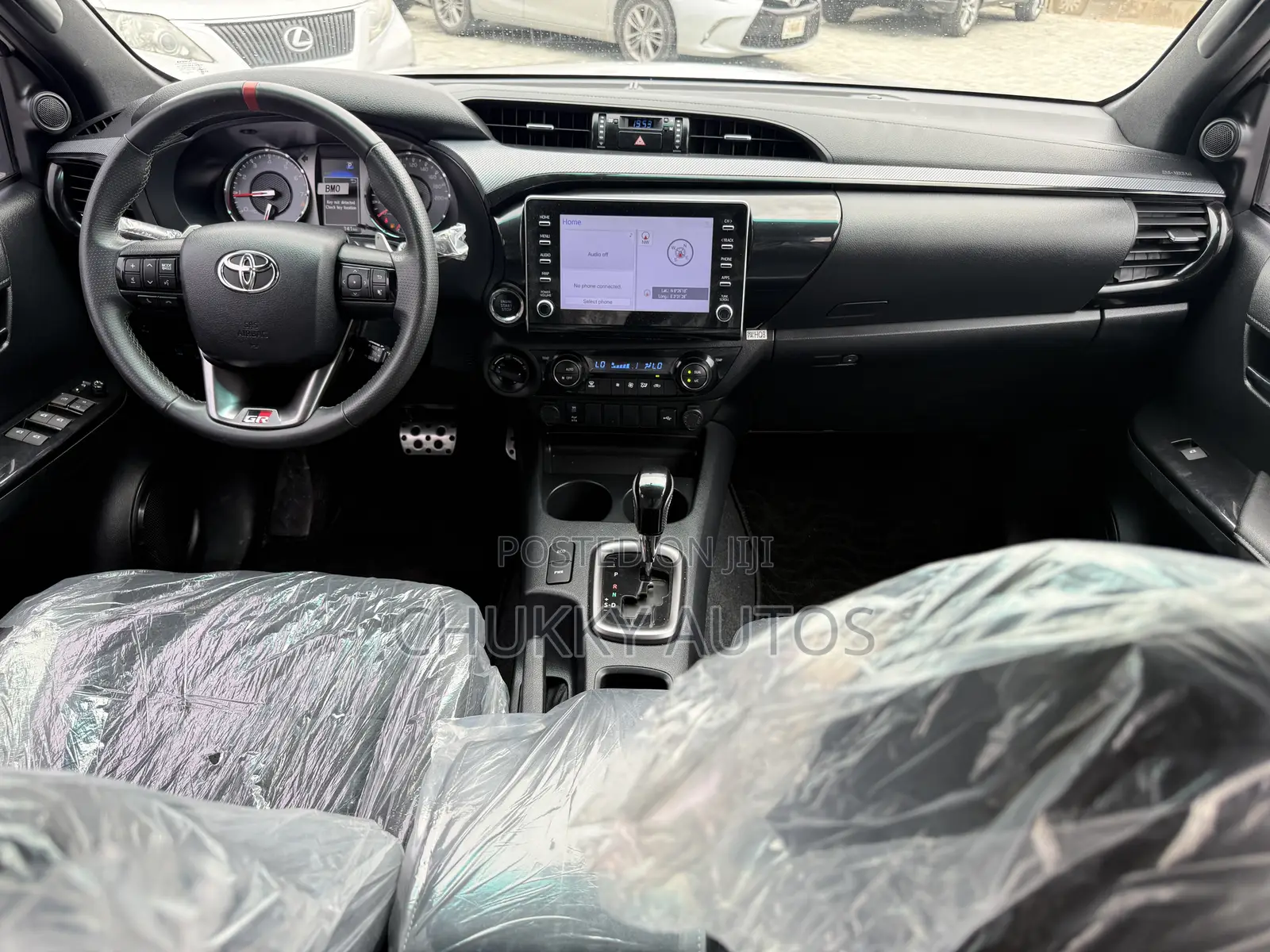 New Toyota Hilux 2024 White