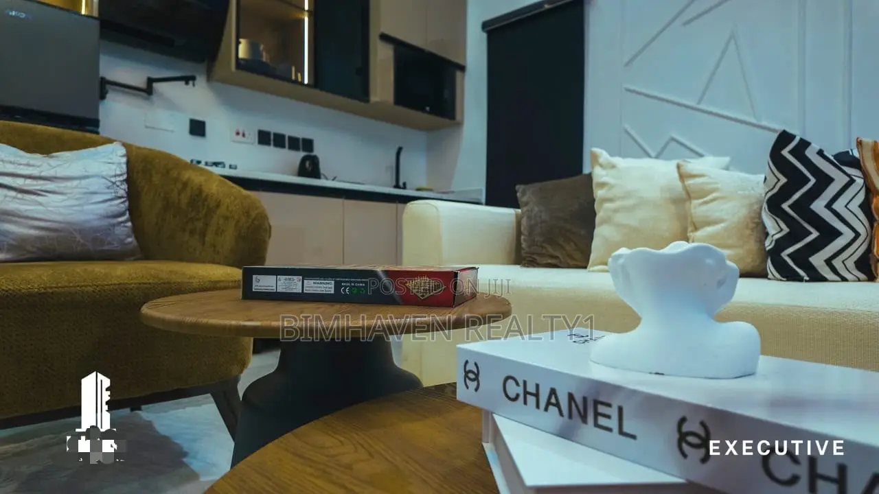 Luxury 2-Bedroom Apartment With Pool Gym in Akowonjo