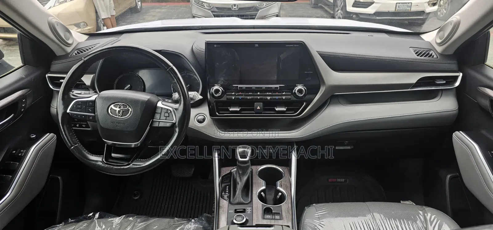 Toyota Highlander 2021 Silver