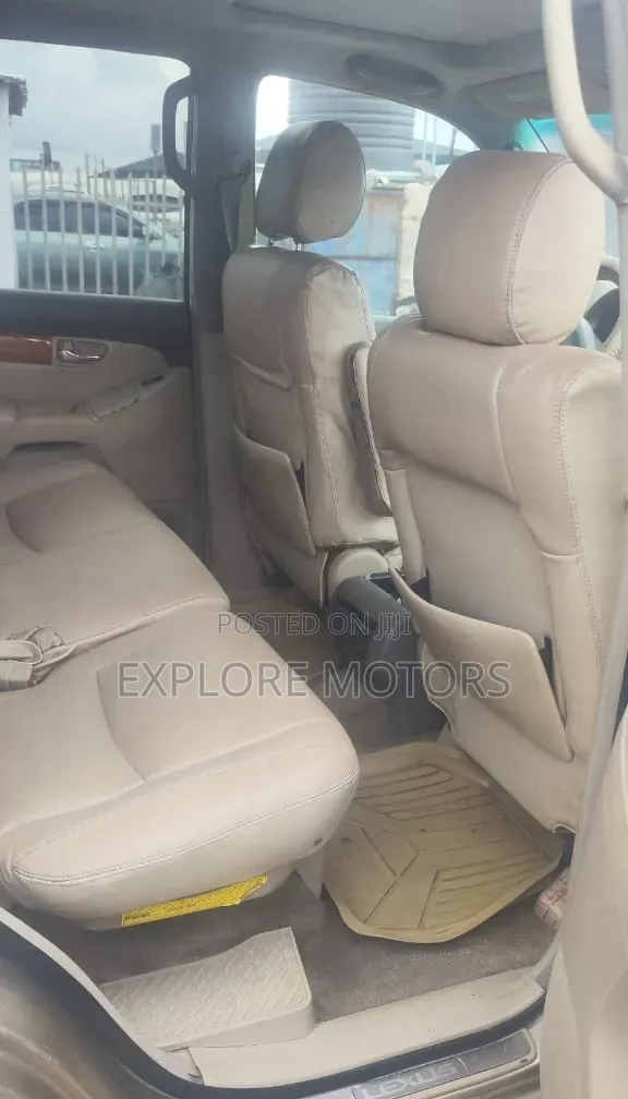 Lexus GX 470 Sport Utility 2006 Gold