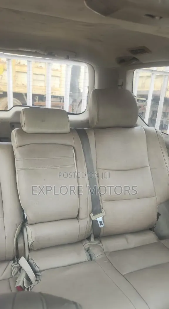 Lexus GX 470 Sport Utility 2006 Gold