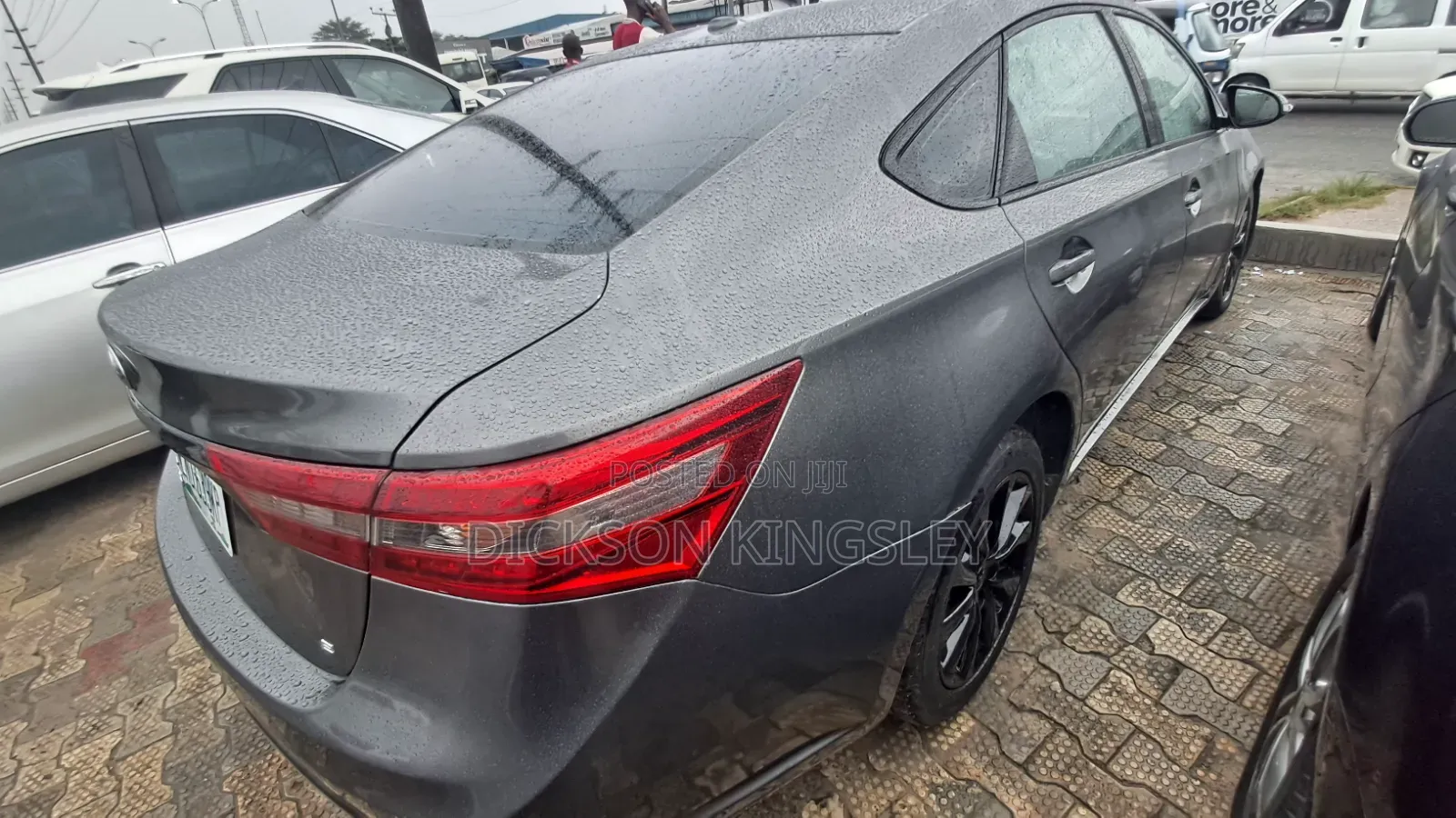 Toyota Avalon XLE FWDSedan (3.6L 6cyl 6A) 2016 Gray