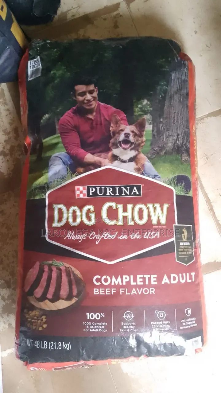 Dog Chow (21.8kg Chicken and Beef Flavour Dog Food)
