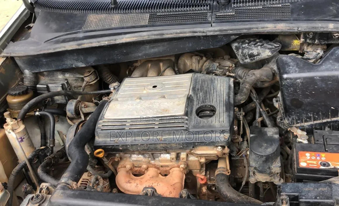 Toyota Sienna 2001 Gold