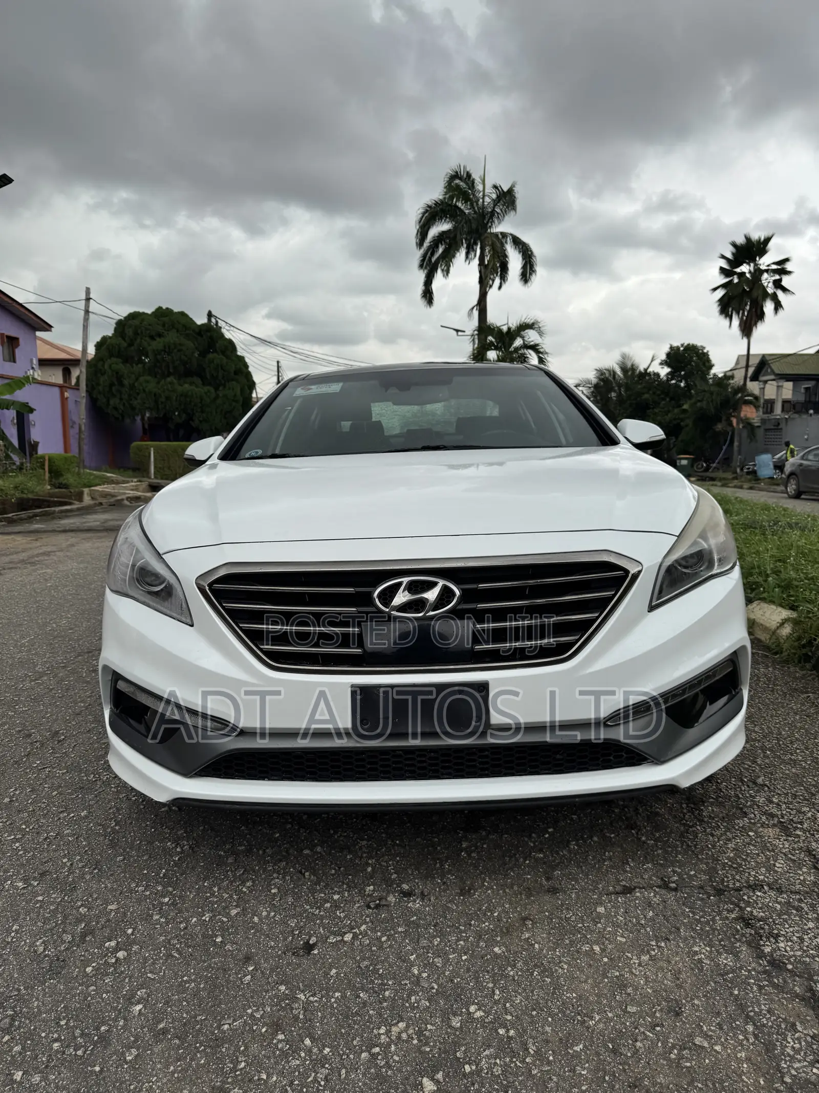 Hyundai Sonata Limited 2.0T 4dr Sedan (2.0L 4cyl Turbo 6A) 2015 White
