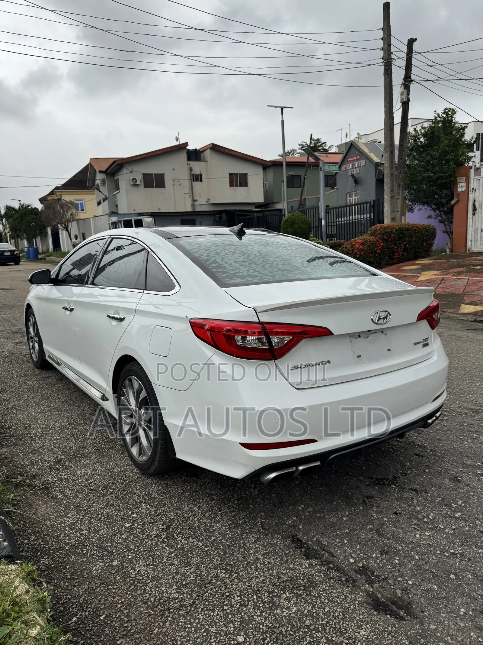 Hyundai Sonata Limited 2.0T 4dr Sedan (2.0L 4cyl Turbo 6A) 2015 White