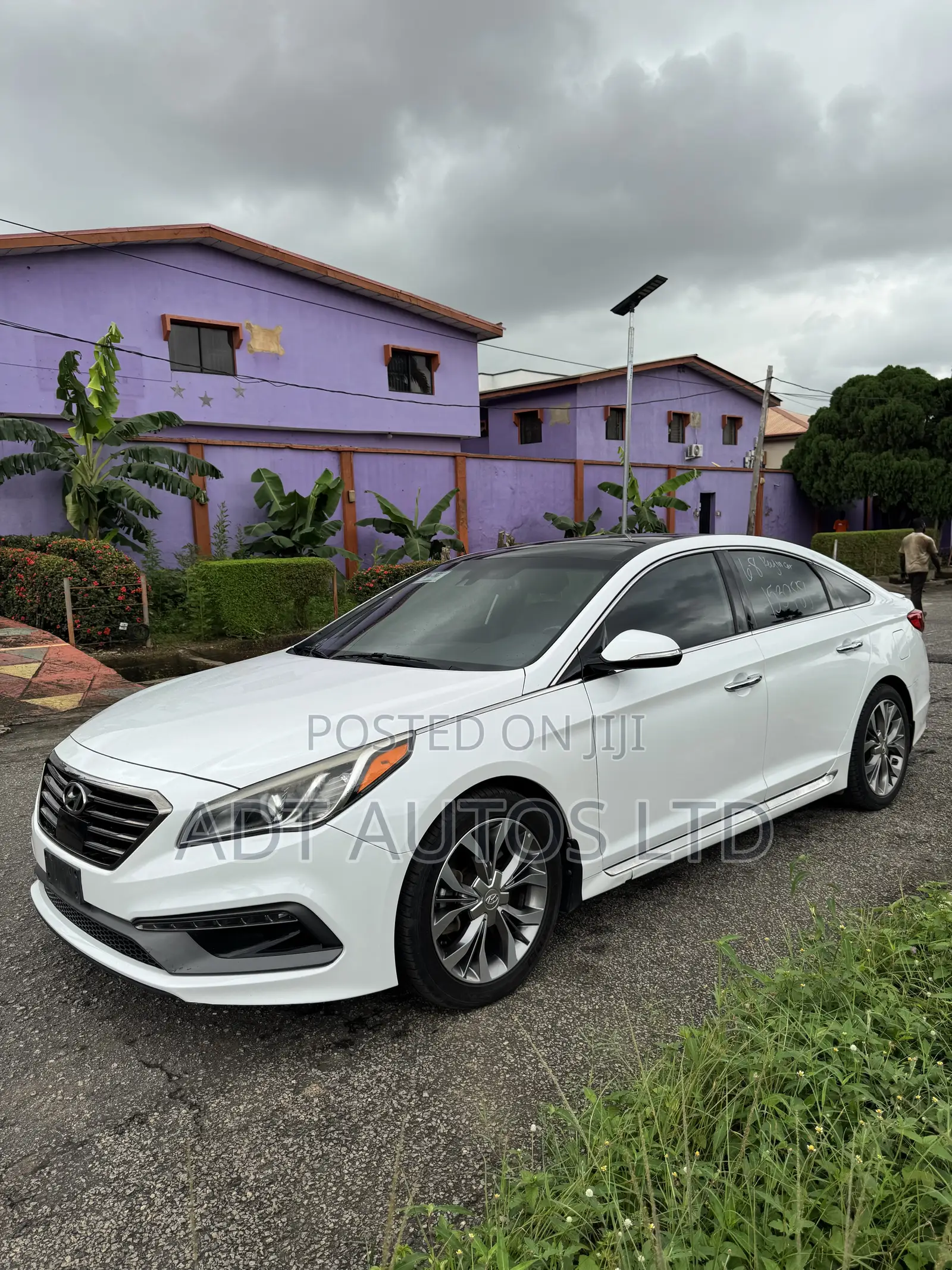 Hyundai Sonata Limited 2.0T 4dr Sedan (2.0L 4cyl Turbo 6A) 2015 White