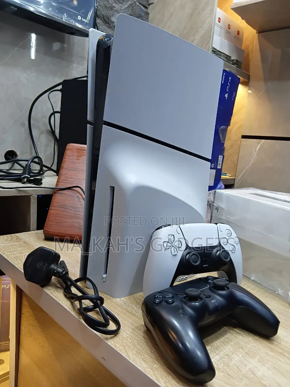 Ps5 Slim Console, Pads and Games