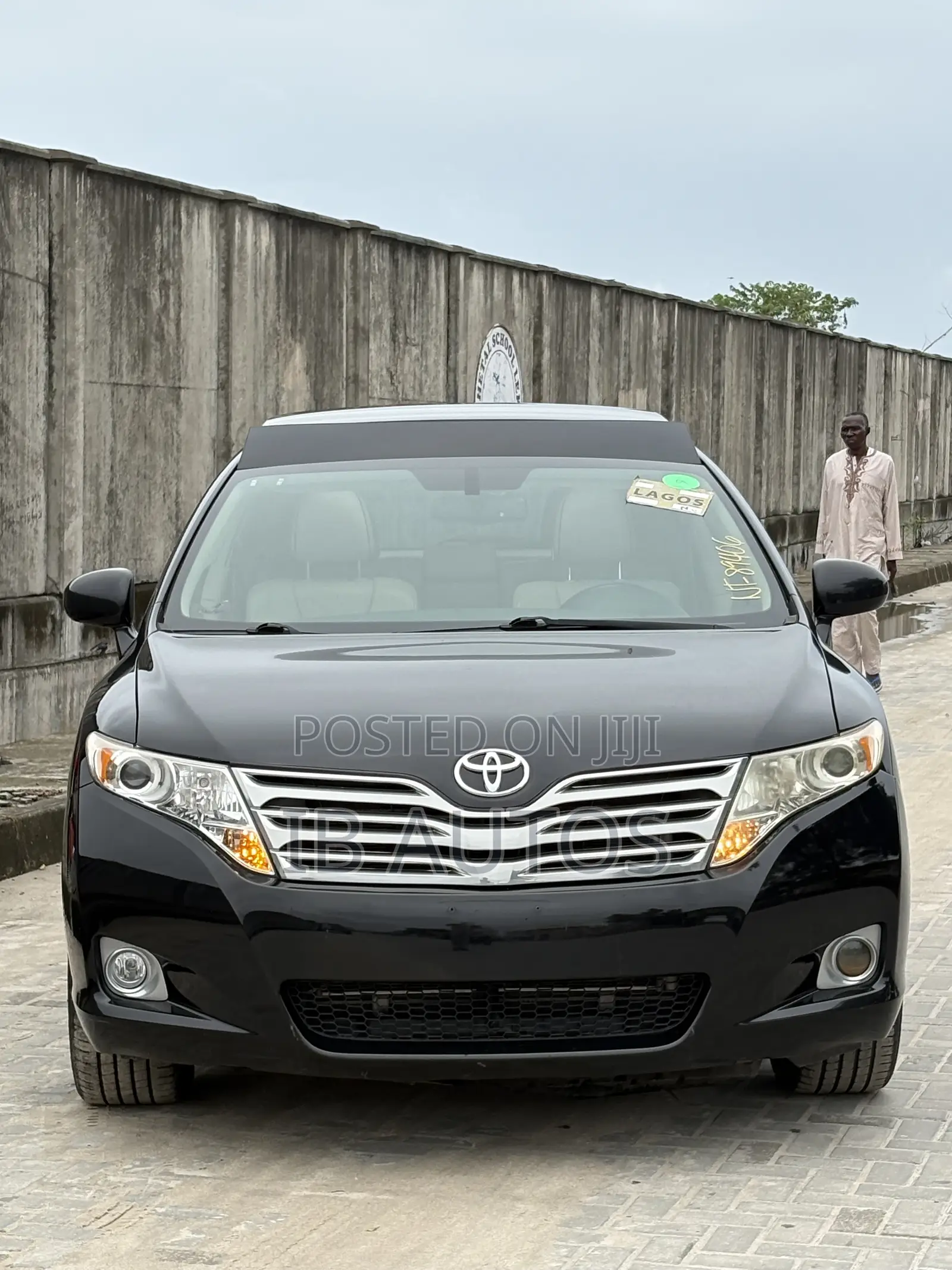 Toyota Venza XLE 2011 Black