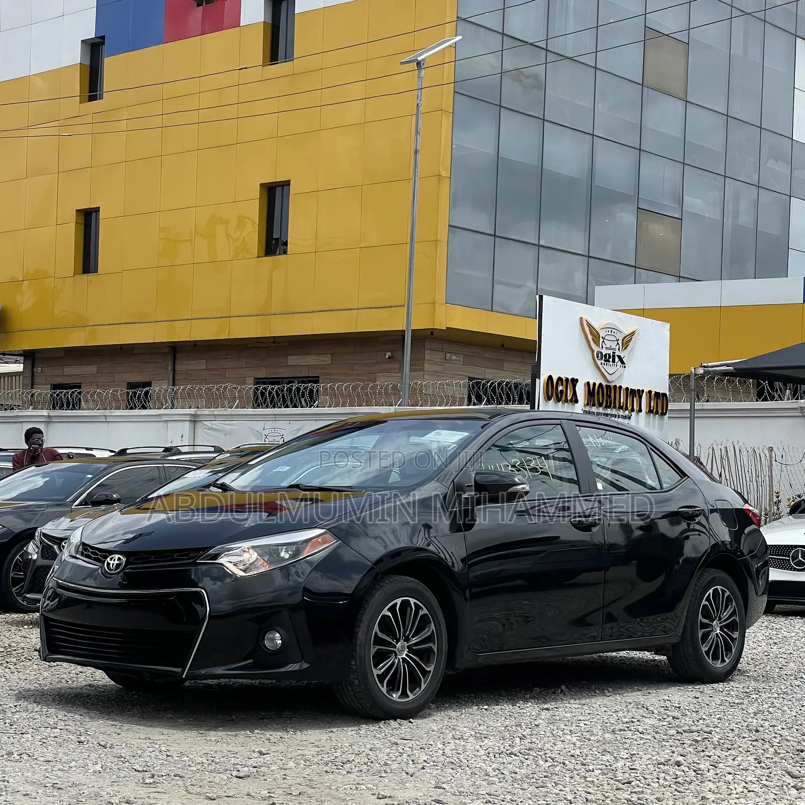 Toyota Corolla 2016 Black