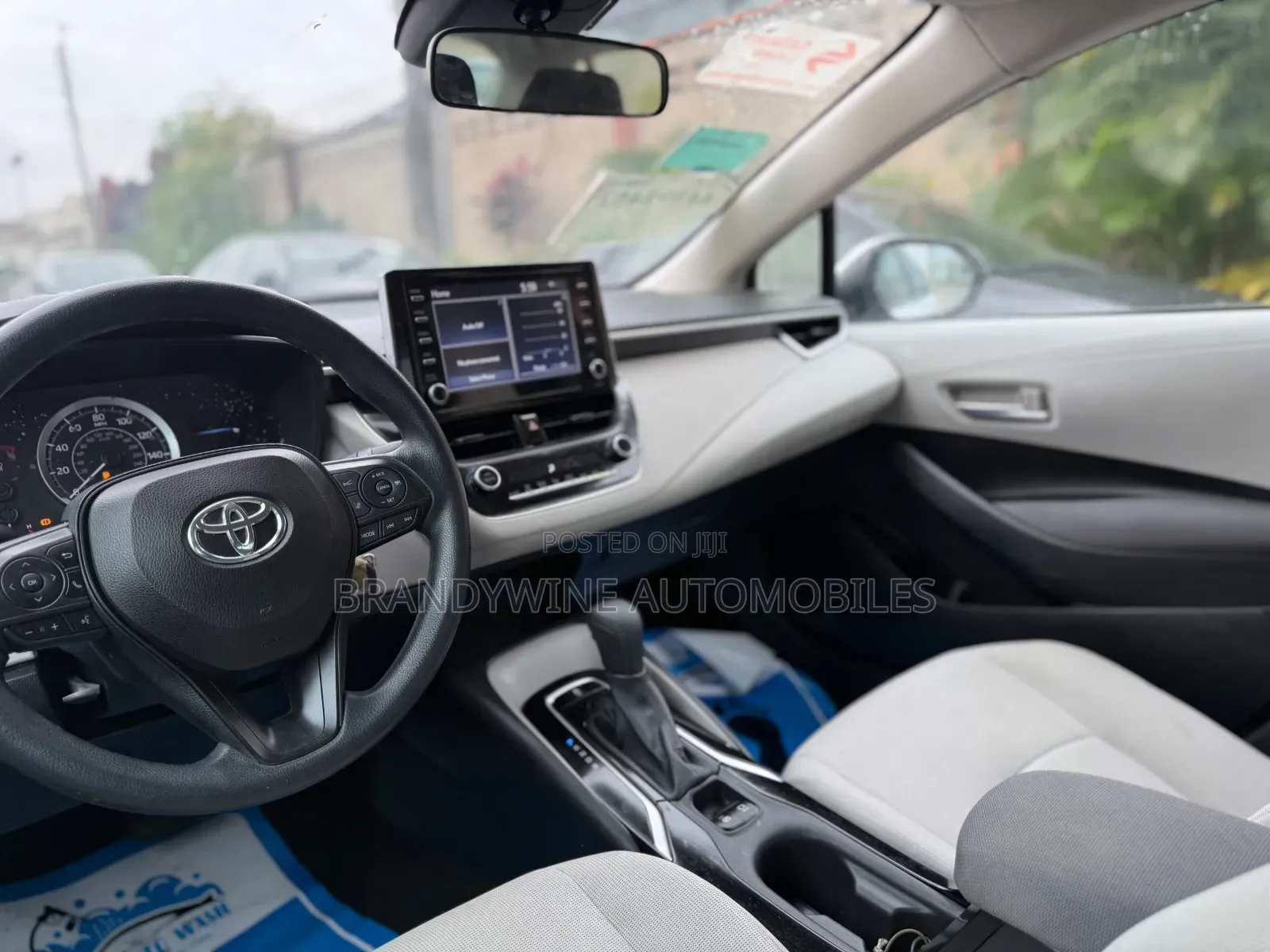 Toyota Corolla 2020 White