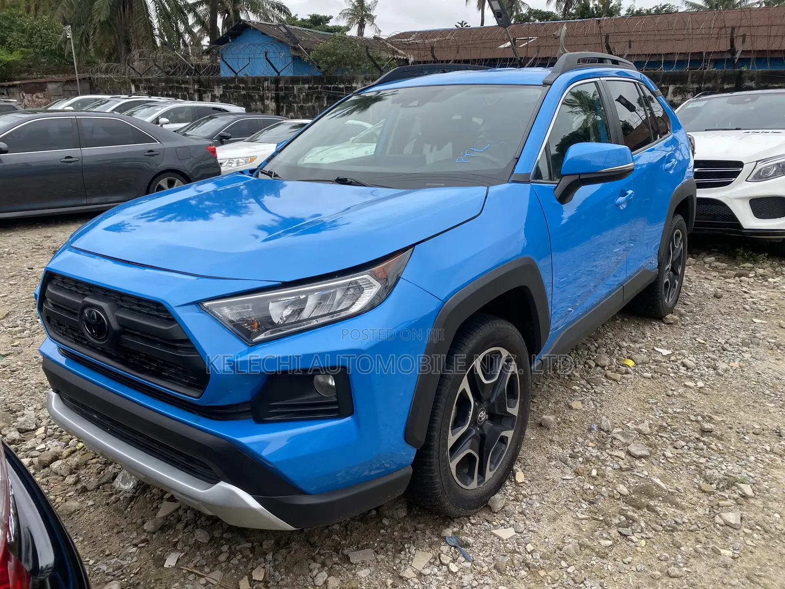 Toyota RAV4 Adventure 2019 Blue