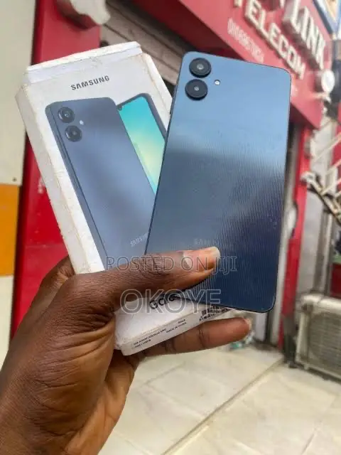 Samsung Galaxy A06 64 GB Black