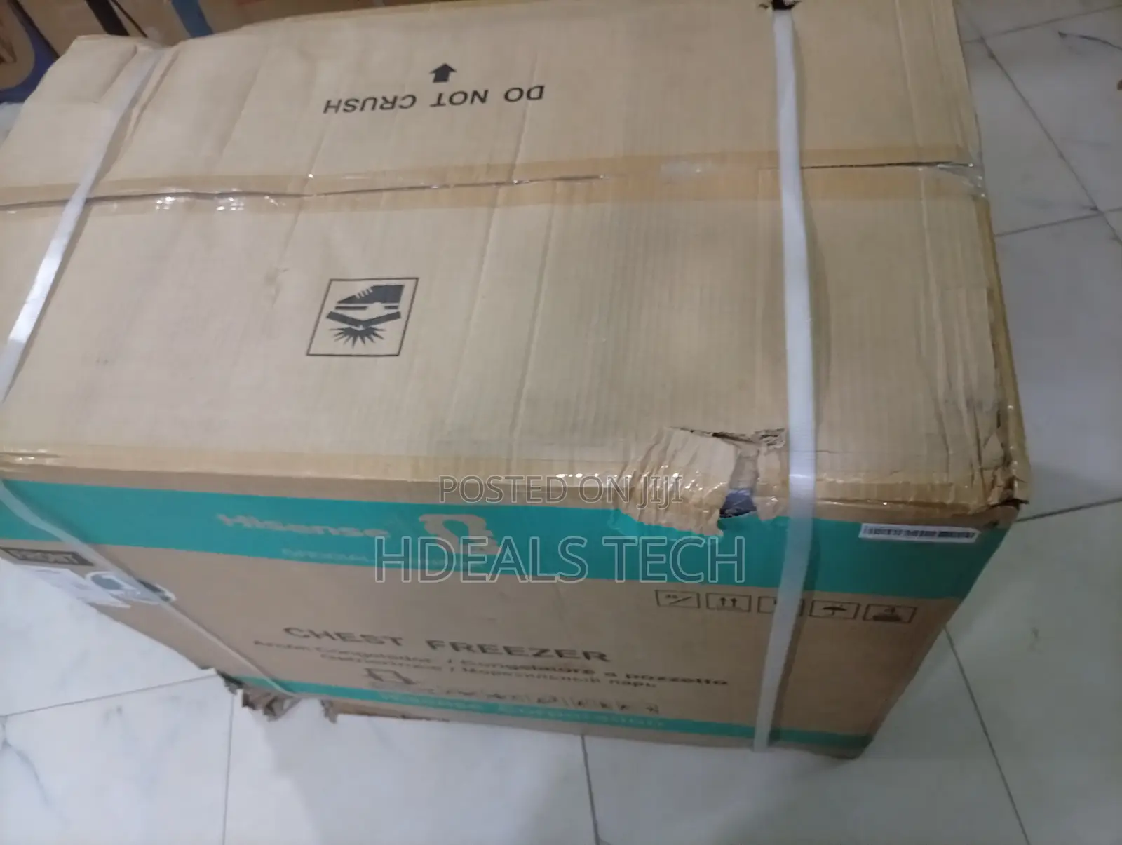 Hisense 250L Fast Freeze Chest Freezer (FC340SH) With Lock Key