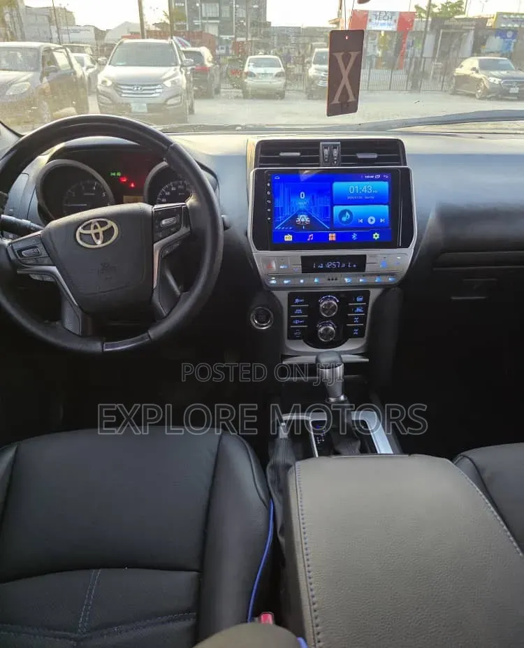 Toyota Land Cruiser Prado 2012 Black