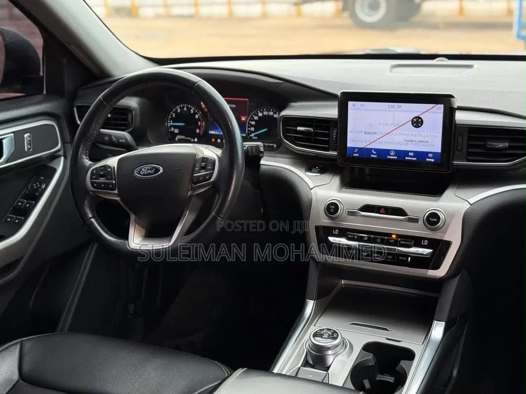 New Ford Explorer XLT 2021 Black