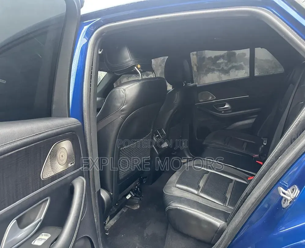 Mercedes-Benz GLE-Class 2022 Blue