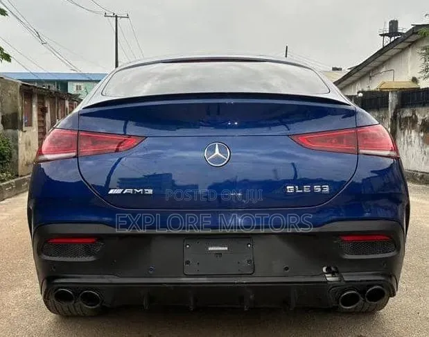 Mercedes-Benz GLE-Class 2022 Blue